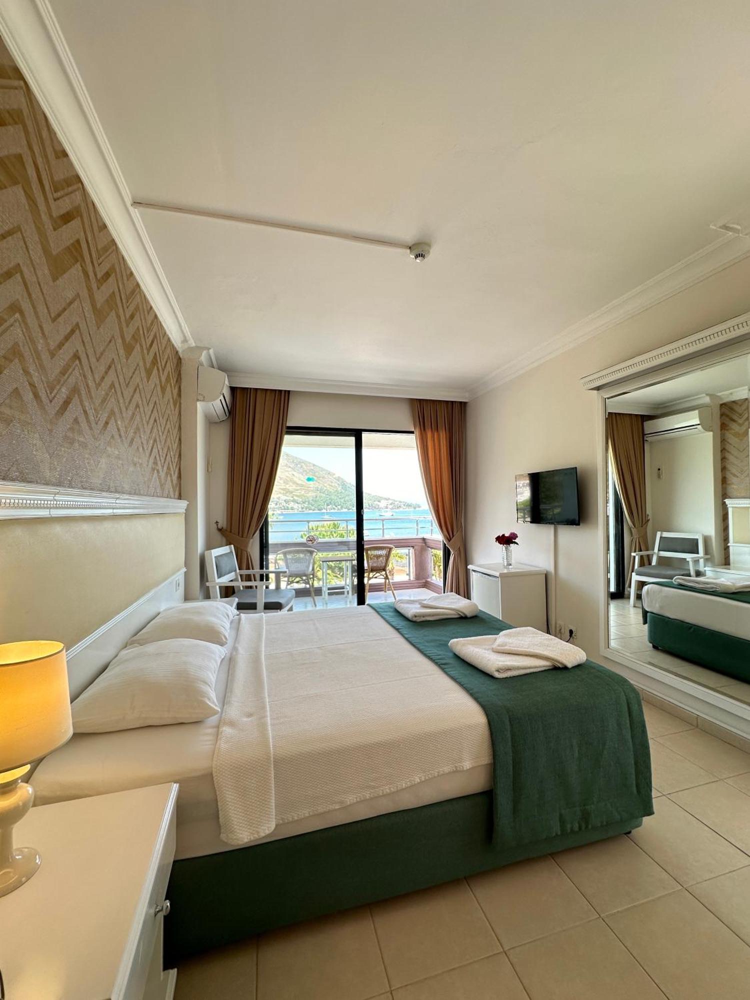 Hotel Chateau De Ville Μαρμαρίς Εξωτερικό φωτογραφία