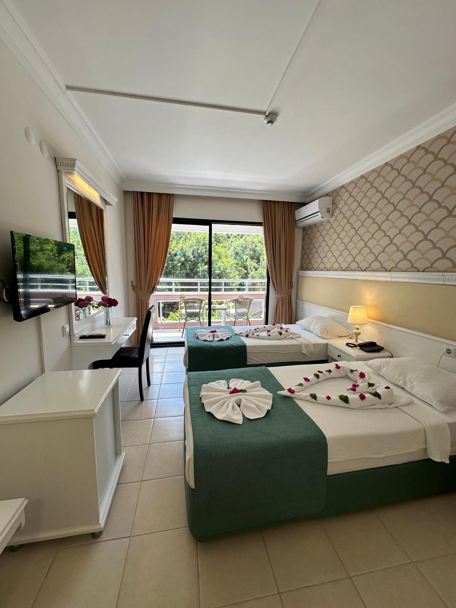 Hotel Chateau De Ville Μαρμαρίς Εξωτερικό φωτογραφία