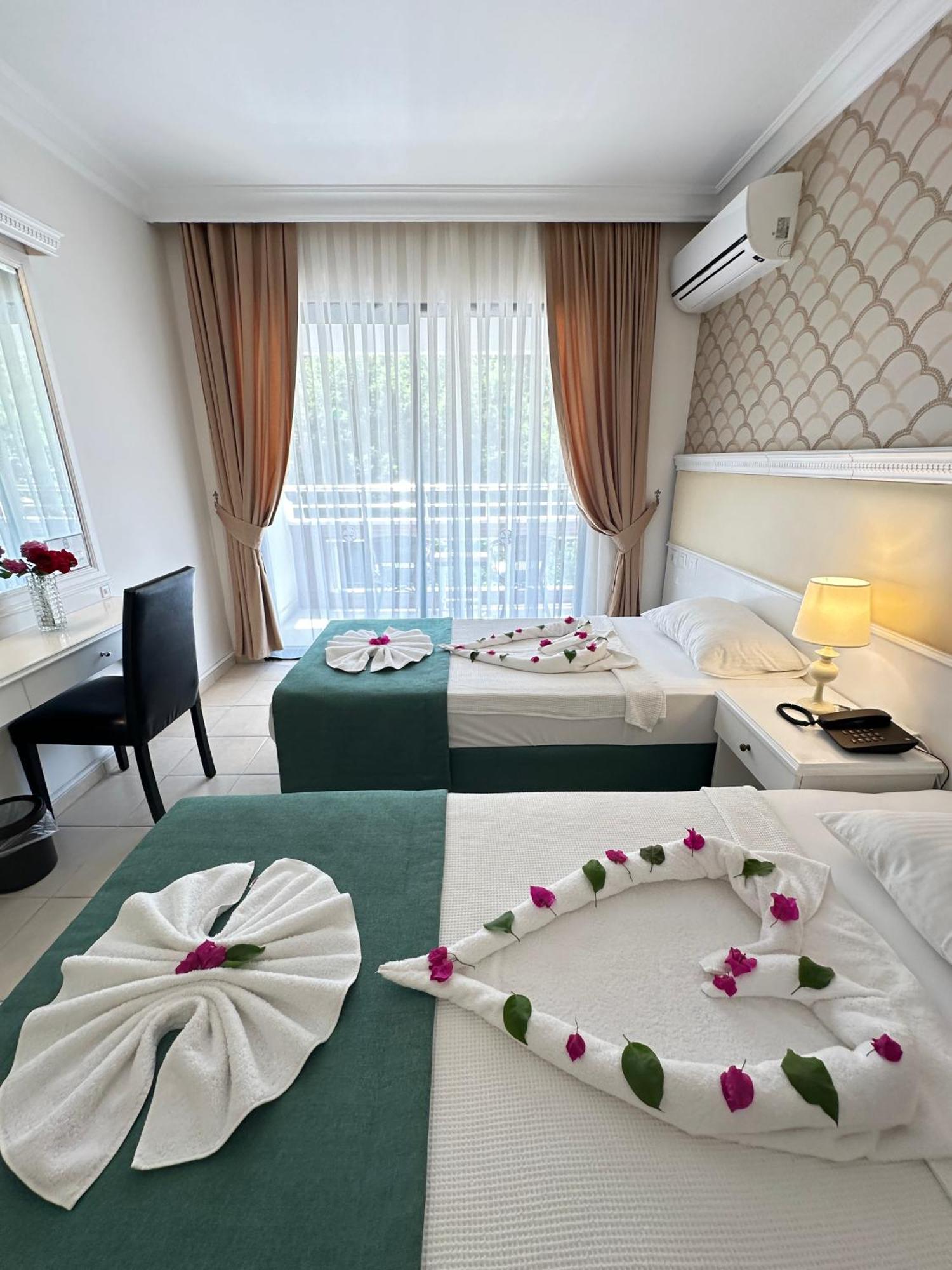 Hotel Chateau De Ville Μαρμαρίς Εξωτερικό φωτογραφία